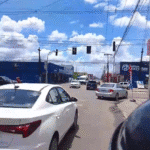 Segundo informações de uma seguidora aqui do portal, um semáforo está sem funcionar há dois dias no cruzamento da avenida N-5 com a rua Nazaré Filgueiras