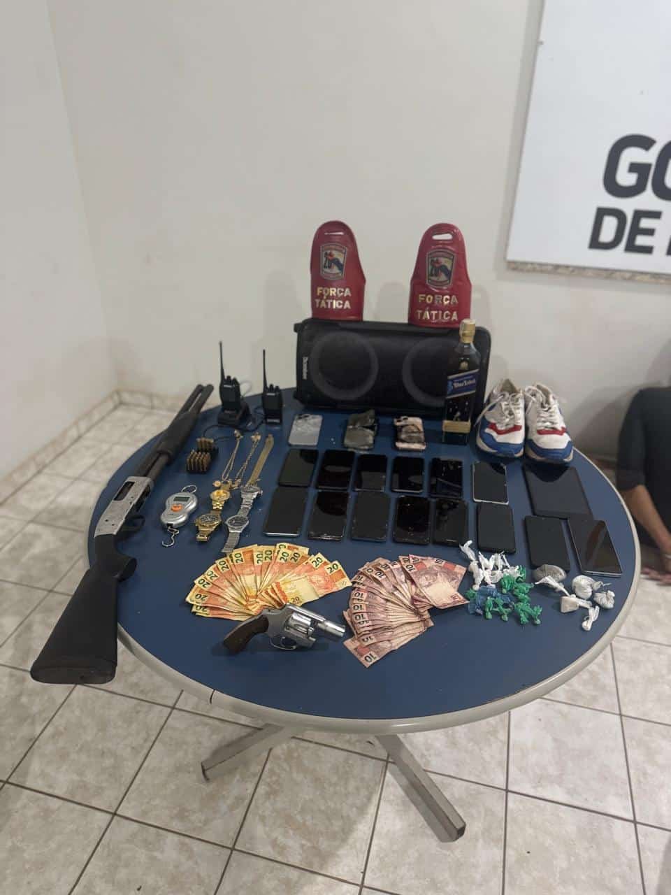 Assalto à conveniência em Boa Vista termina em prisão de várias pessoas