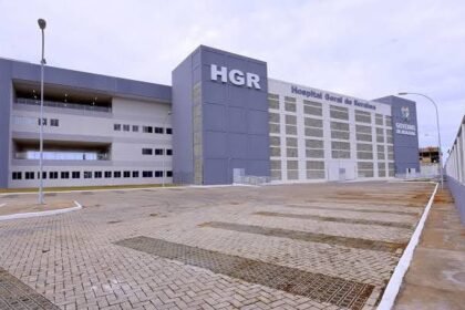 Um morador da comunidade Novo Passarão, no interior de Roraima, está enfrentando sérias complicações de saúde após passar por uma cirurgia no Hospital Geral de Roraima (HGR).
