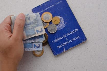 Fila do INSS agrava crise