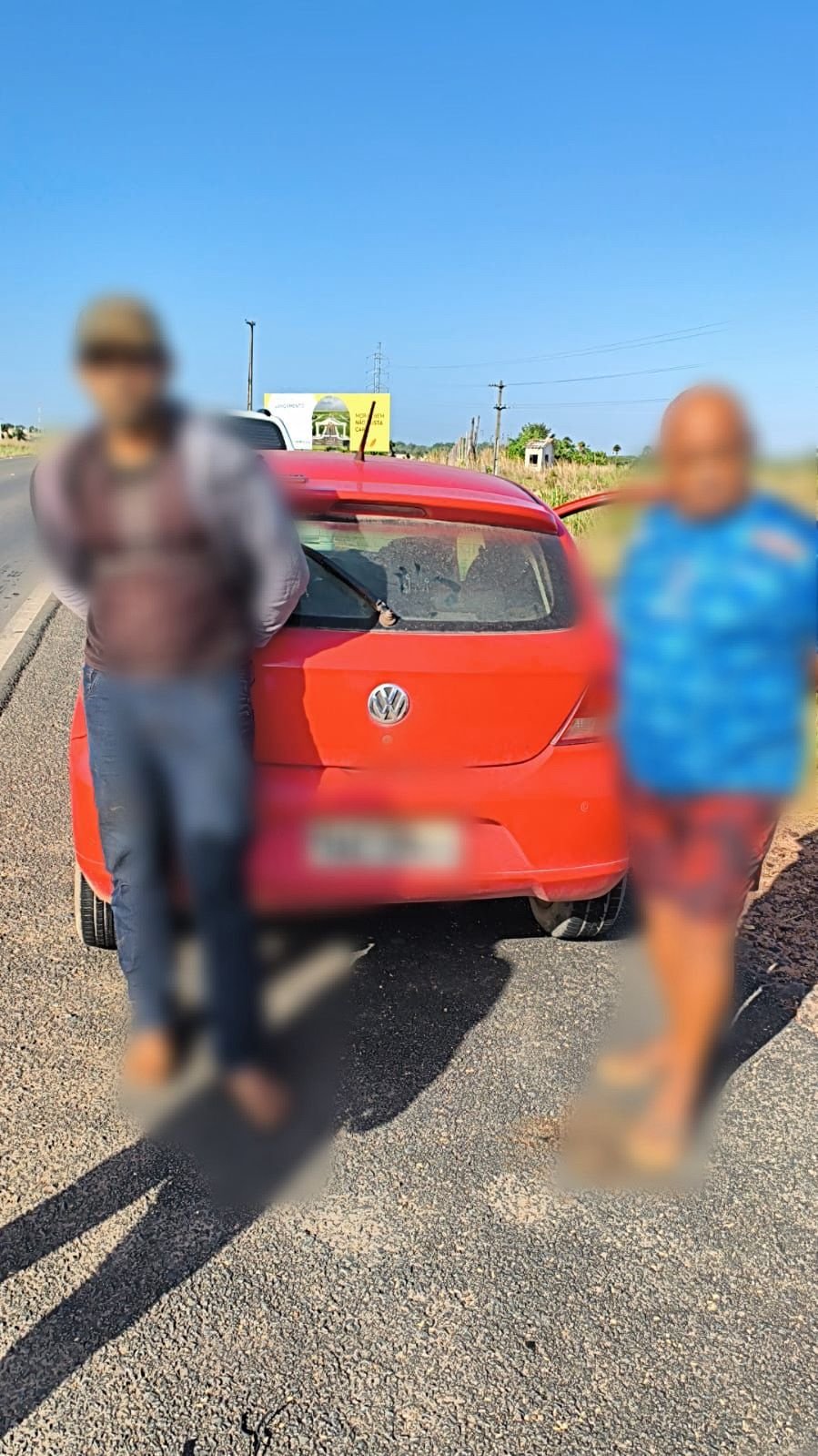 Carro clonado na BR-401 é apreendido