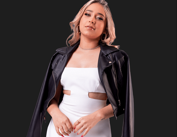 Marília Tavares grava projeto Marília 2.0