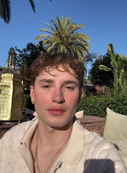 Influenciador que aplicou golpe do amor