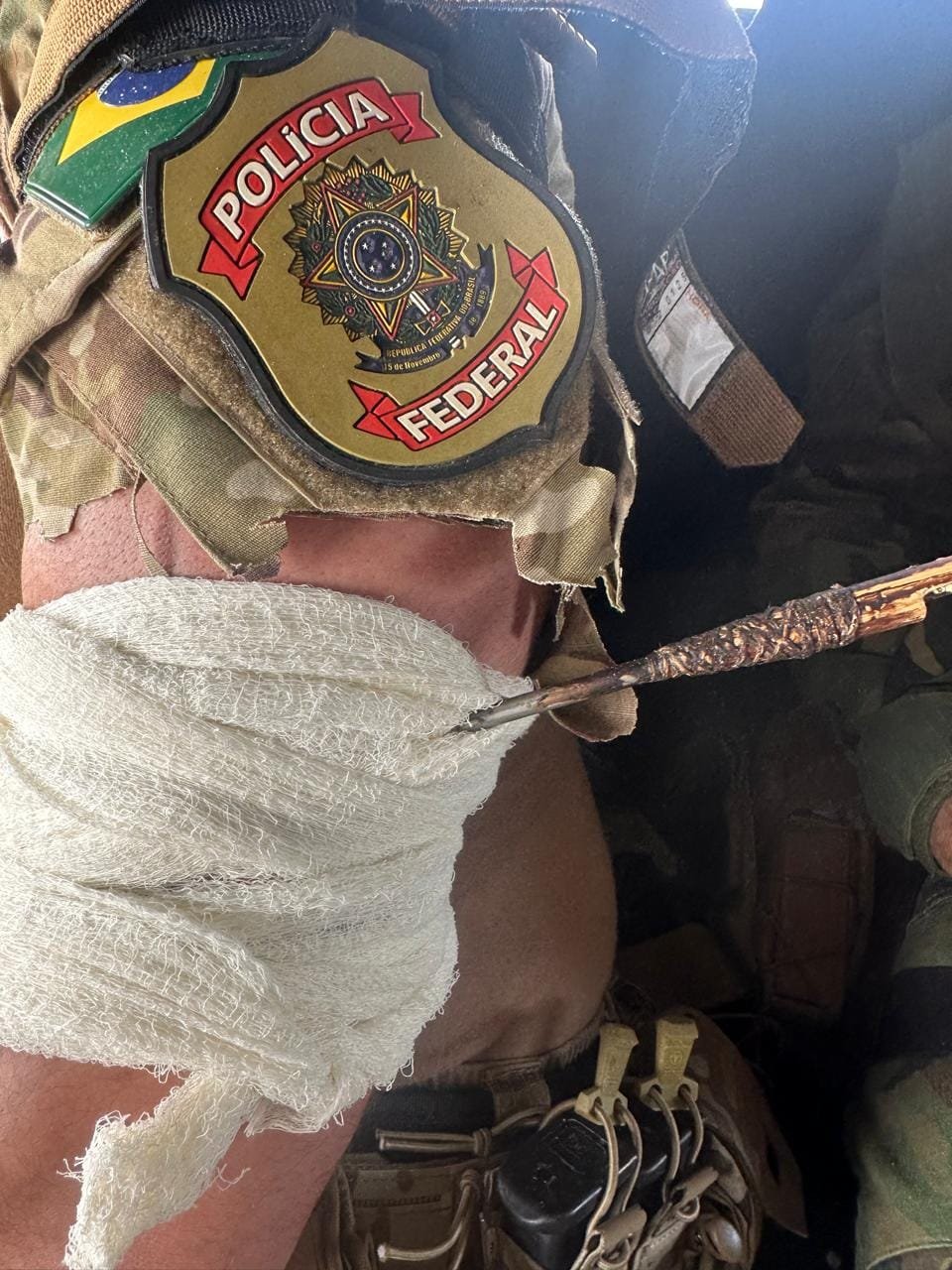 policial federal atingido por flecha em Roraima está em bom estado