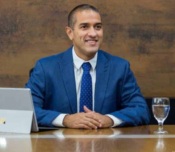 Arthur Henrique e Antônia Pedrosa suspensas
