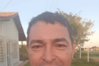 prefeito de Normandia é detido após dormir ao volante