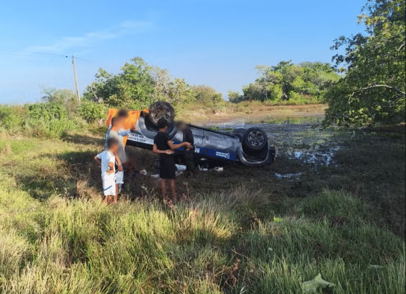 Acidente com ambulância na BR-174