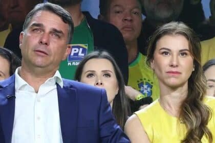 flávio bolsonaro em orgia